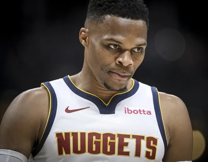 关于阿扎伦卡关键节点逆转，掘金带队取胜！的信息